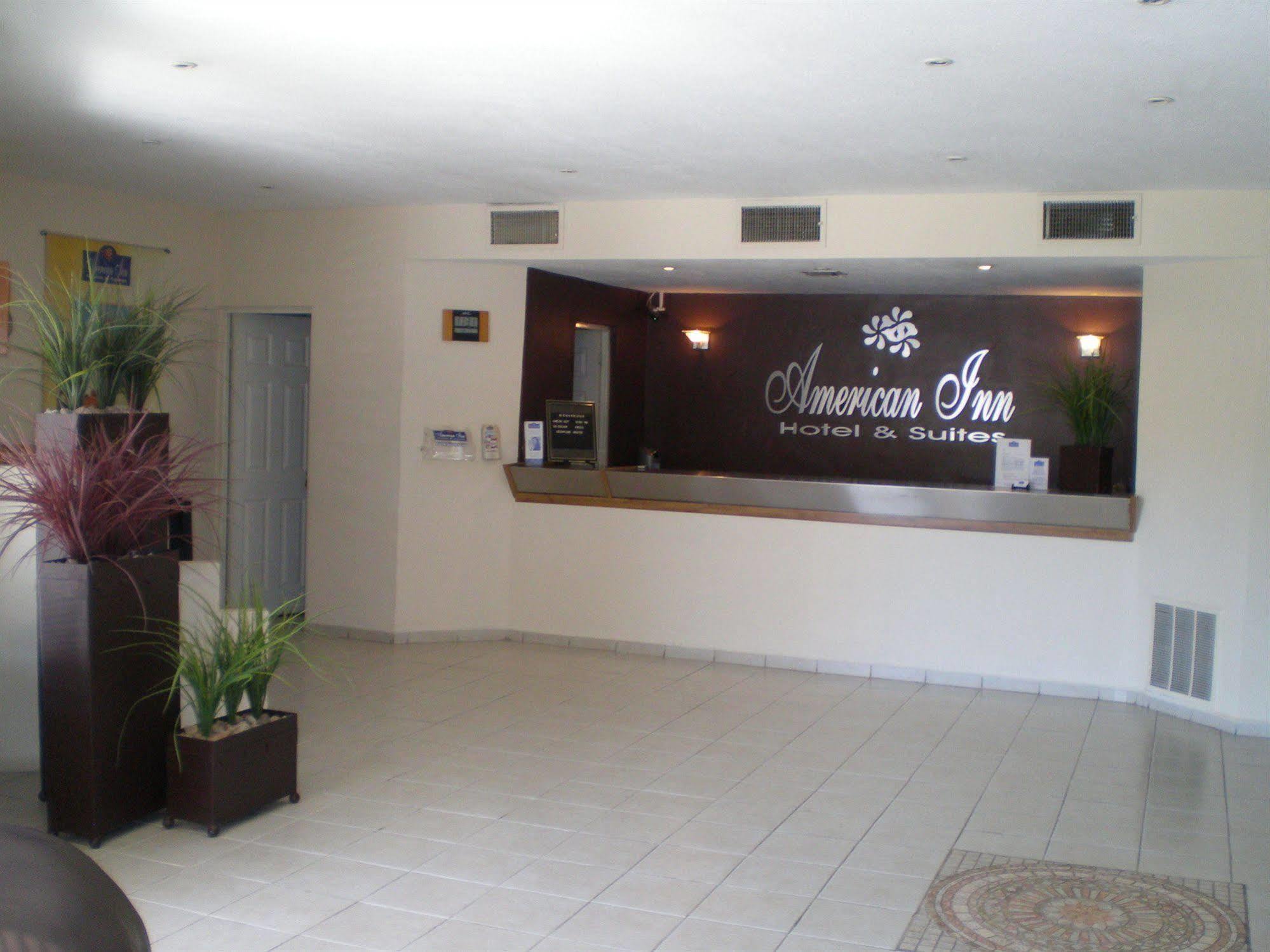 American Inn Hotel & Suites Parral Exterior photo